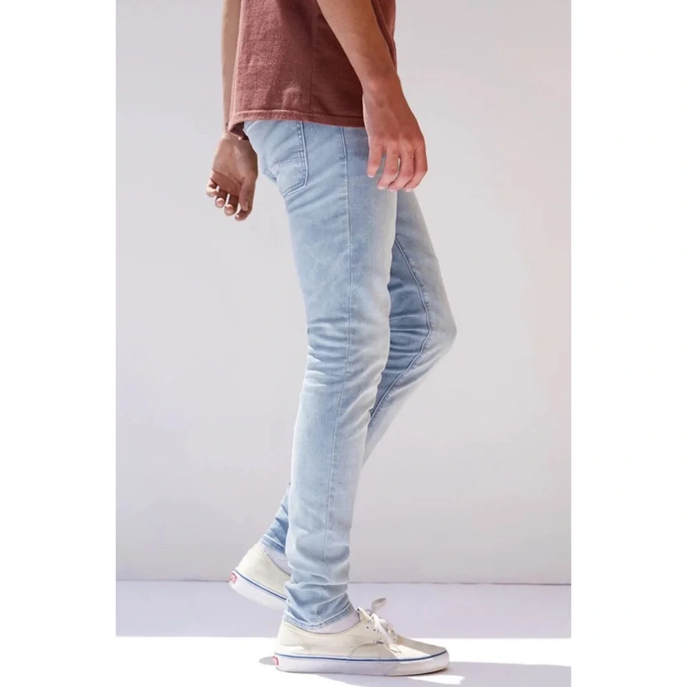 Pacsun NWT Stacked Skinny Jeans in Antique Light Wash Size 30 x 30 - Picture 4 of 11